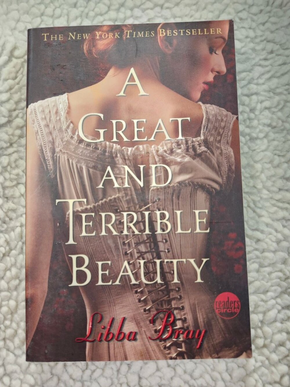 A Great and Terrible Beauty Libba Bray Paperback Delacorte Press YA Fiction